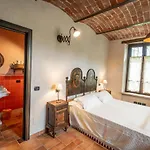 Gilda E I Suoi Amici فندق مبيت وإفطار 3*
