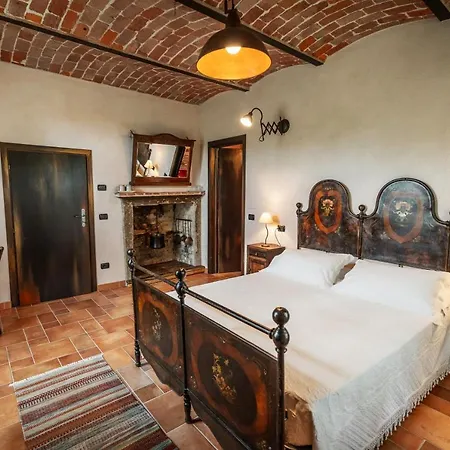 Bed & Breakfast Gilda E I Suoi Amici Neive