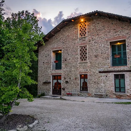 Gilda E I Suoi Amici Bed & Breakfast Neive